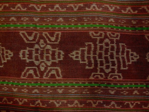 Flores cotton tube sarong with ikat patterning
